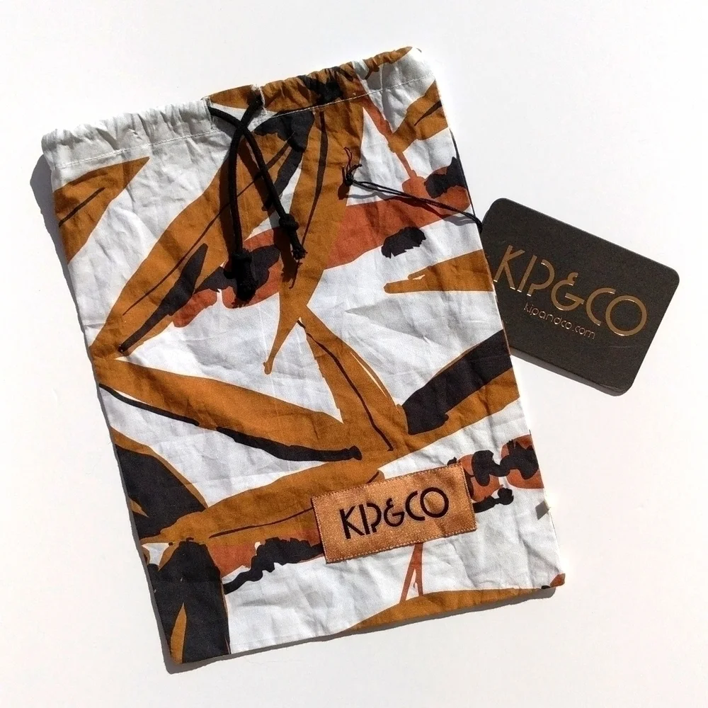 Kip & Co Small Brown Black & White Leaf Print Drawstring Cosmetic Bag - Picture 3 of 12